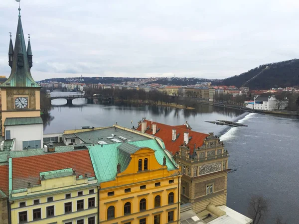 捷克共和国布拉格旧城Vltava河和Charles桥的城市景观 — 图库照片
