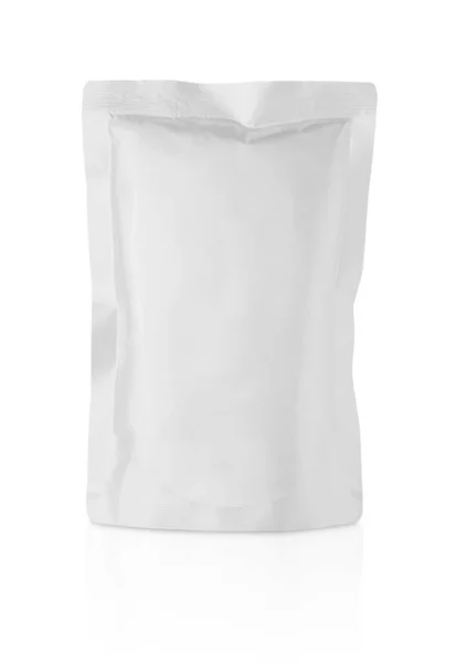 Saqueta Bolsa Plástico Folha Alumínio Branca Branco Embalagem Mockup Isolado — Fotografia de Stock