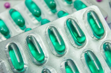 İlaç hapları ve kapsüller.