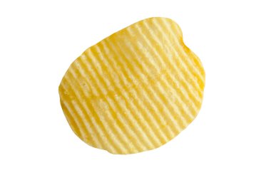 Patates cipsi beyaz arka planda yakın plan