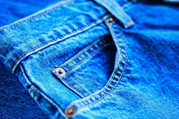 Blaue Jeanstasche Aus Nächster Nähe — Stockfoto