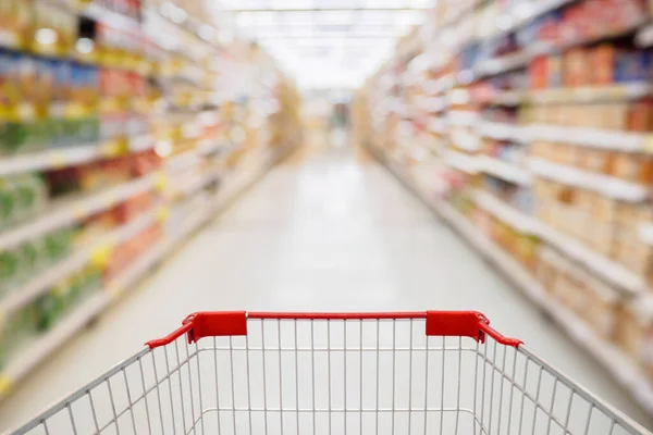 Carrito Compras Ver Supermercado Pasillo Con Estantes Producto Desenfocado Desenfoque —  Fotos de Stock