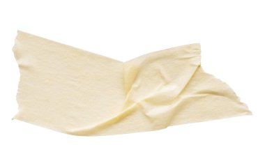 Sarı yapıştırıcı bant beyaz arkaplanda izole edilmiş.