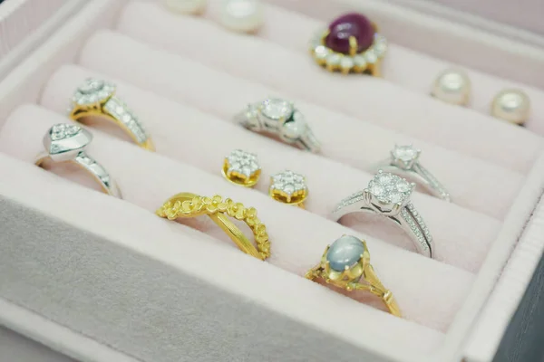 Gold Silver Diamond Gemstone Ring Pearl Earrings Luxury Jewelry Box — Stock Photo, Image