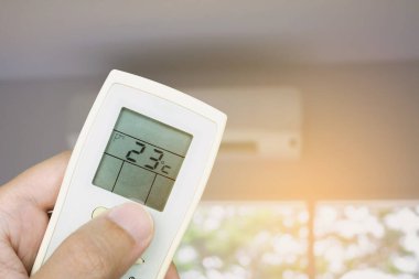 Saç kremi arkaplanlı uzaktan kumanda