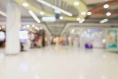 Alışveriş merkezinin arka planı bulanık