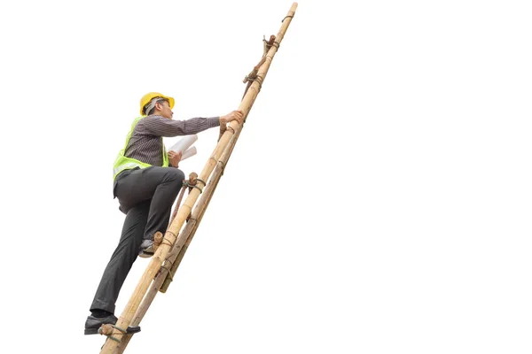 Aziatisch Zakenman Bouwkundig Ingenieur Houden Blauwdruk Papier Klim Ladder Geïsoleerd — Stockfoto