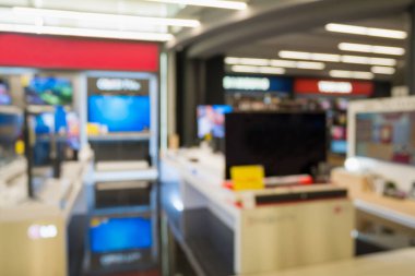 eletronik mağaza gösterisi Televizyon TV ve ev aletleri Bokeh light bulanık arkaplan