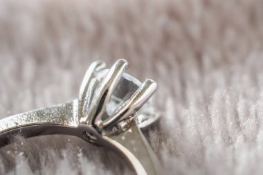 Mücevher lüks gümüş elmas yüzük arka planı