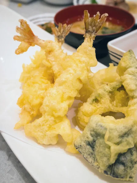 Crevettes Tempura Sur Assiette Blanche Cuisine Japonaise — Photo