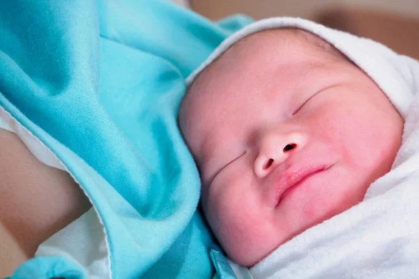 Happy Mother Newborn Baby Labor Hospital — Stock Photo, Image