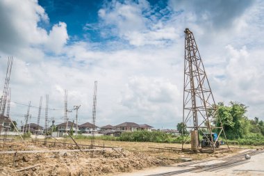 konut inşaatındaki kazık sürücüsü