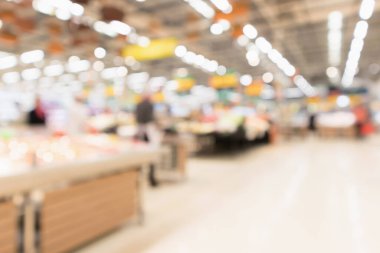 Soyut süpermarket arkaplanı bokeh ışığı ile bulanıklaştırılmış