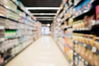 Soyut bulanık süpermarket koridoru Odaklanamayan arkaplan