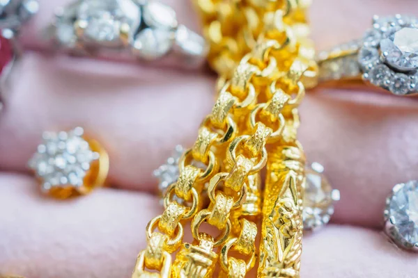 Colares Brincos Anel Pedra Preciosa Ouro Prata Caixa Jóias Luxo — Fotografia de Stock