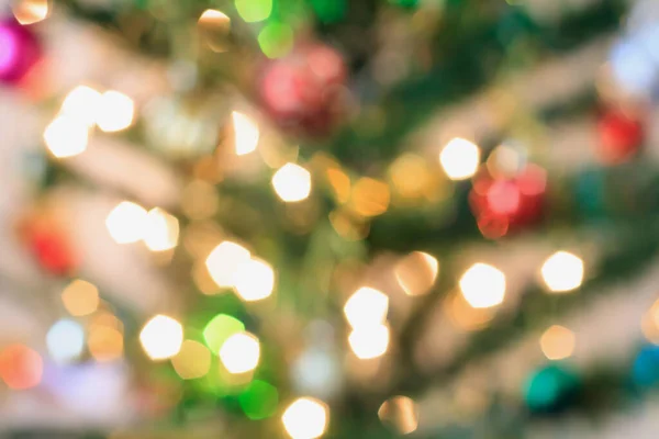 Abstrakte Weihnachtsbaum Mit Dekorationen Bokeh Licht Verschwimmen Hintergrund — Stockfoto
