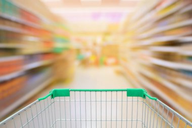 Süpermarket hareket bulanıklığı alışveriş arabası, alışveriş konsepti