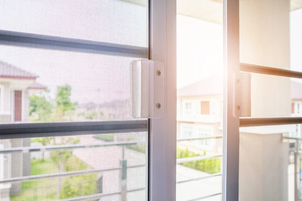 Moskitonetz Drahtgitter Hausfenster Schützt Vor Insekten — Stockfoto