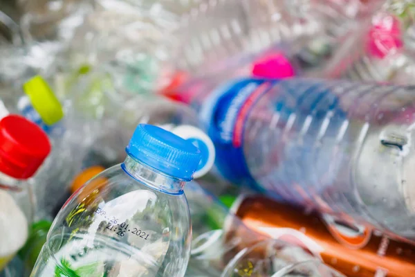 Plastikflaschen Recycling Müllstation Aus Nächster Nähe — Stockfoto