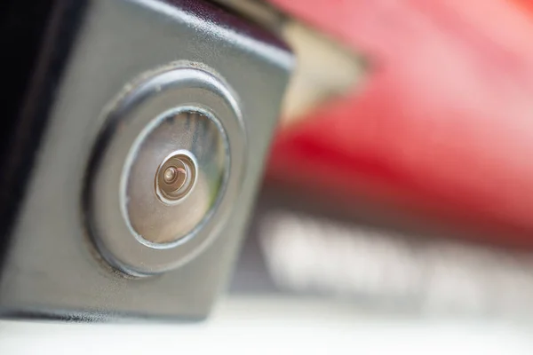 Czerwony Samochód Tylny Widok Kamery Zbliżenie Pomocy Parking — Zdjęcie stockowe