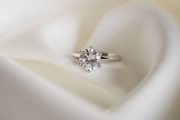 Κοσμήματα Γάμου Διαμαντένιο Δαχτυλίδι Από Κοντά — Φωτογραφία Αρχείου