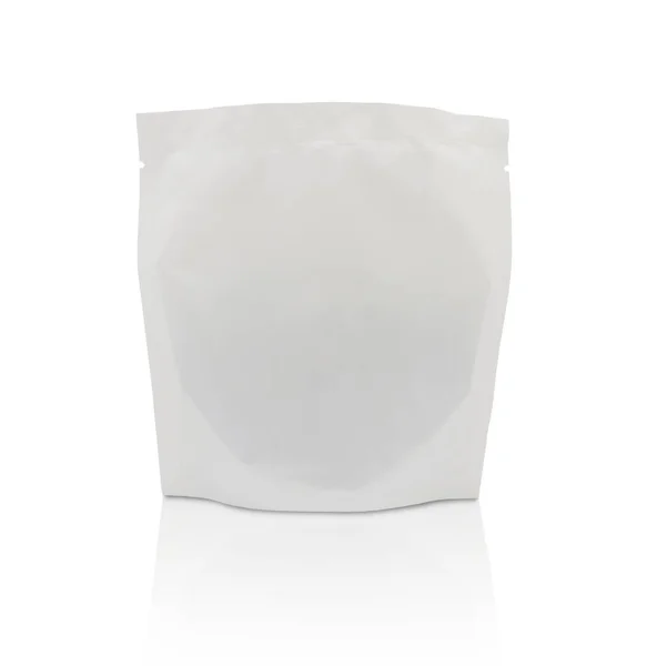 Embalagem Saco Folha Branca Branco Isolada Fundo Branco Com Caminho — Fotografia de Stock