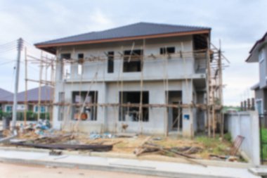 İnşaat alanındaki yeni modern ev arka plan bulanıklığı
