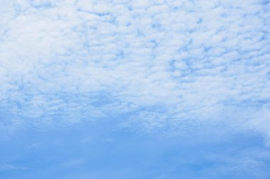 Bulutlu mavi gökyüzü, doğa soyut arkaplan