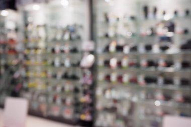 dijital kameralar ve lensler raf bulanık arkaplanda