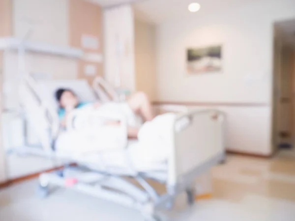 Hastane Odasındaki Yatağın Üstünde Yatan Soyut Bulanık Hasta — Stok fotoğraf
