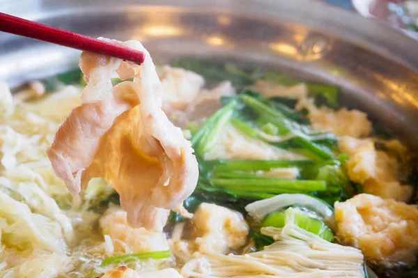 Rebanada Cerdo Sukiyaki Shabu Shabu Palillos Sobre Olla Caliente —  Fotos de Stock