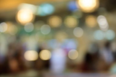 Bokeh ile restoranın arka planı bulanık