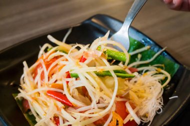 Som tum Thai, Baharatlı Papaya Salatası 