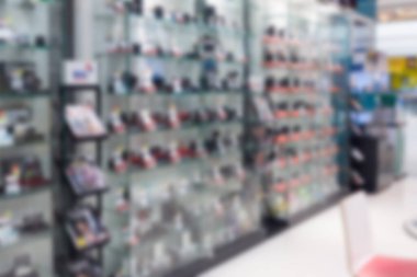 dijital kameralar ve lensler raf bulanık arkaplanda