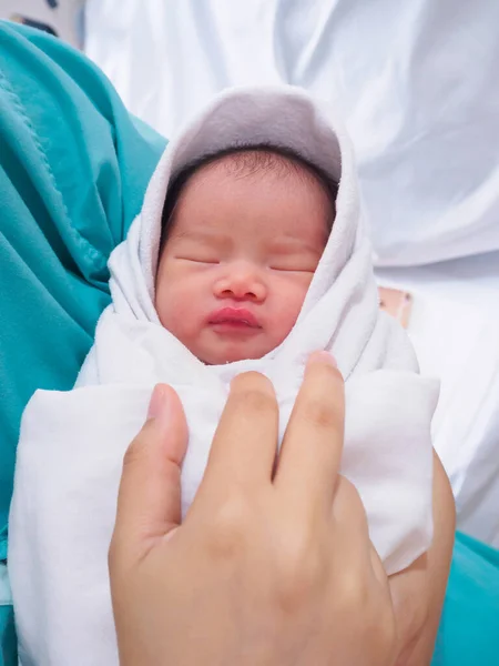Happy Mother Newborn Baby Labor Hospital — Stock Photo, Image