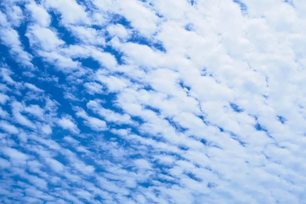 Céu Azul Com Nuvens Natureza Fundo Abstrato — Fotografia de Stock