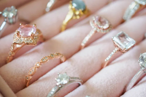 Zlaté Šperky Diamantové Prsteny Krabici — Stock fotografie