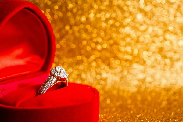 Šperky Diamantový Prsten Dárkové Krabici Abstraktní Slavnostní Třpyt Vánoční Sváteční — Stock fotografie
