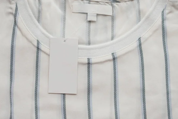Etiqueta Etiqueta Ropa Blanca Blanco Camisa Nueva — Foto de Stock