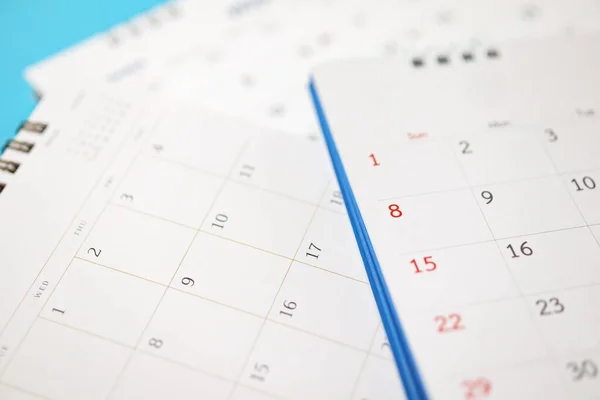Calendario Página Primer Plano Fondo Azul Planificación Negocios Cita Concepto — Foto de Stock