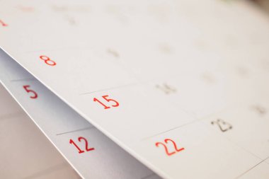 Takvim sayfası çevirme sayfası ofis masası arkaplan iş takvimi randevu planlama konseptini kapat