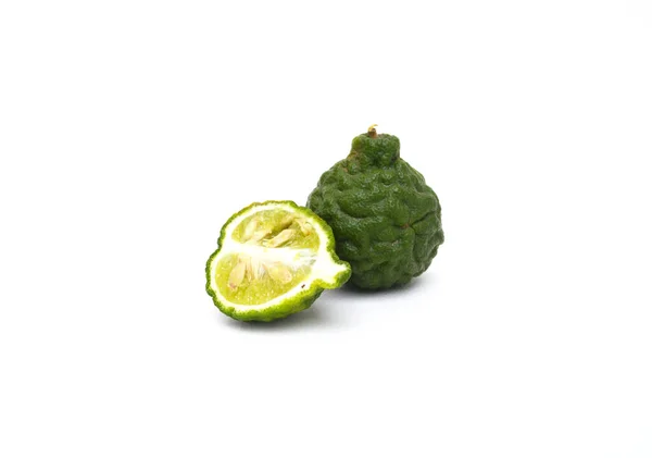 白色背景下孤立的绿色Bergamot — 图库照片