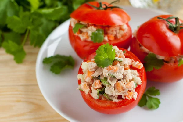 Fresh Ripe Tomatoes Stuffed Canned Tuna Vegetables — Stock Photo, Image