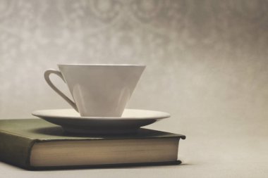Kahve ve kitap molası için hazır.