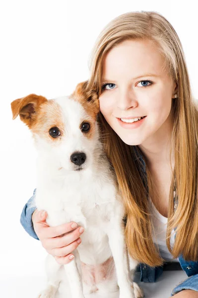 Menina Com Cão Isolado Branco — Fotografia de Stock