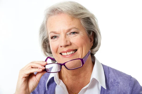 Mulher Mais Velha Com Óculos Isolados Branco — Fotografia de Stock