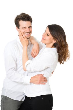 Beyaz tenli mutlu genç çift