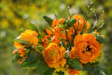 Ranunculuslu romantik buket.