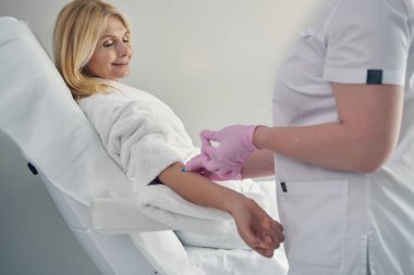 Bağışıklık sisteminin güçlendirilmesi için Cannulation prosedürü uygulandı