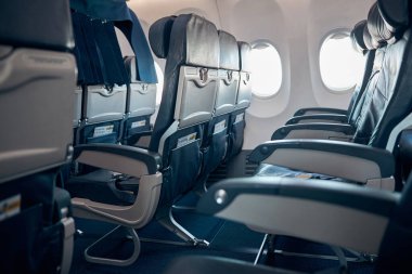 Uçak koltuklarının ergonomik konumu